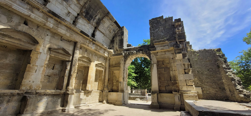 Der Diane-Tempel im Jardin de la Fontaine