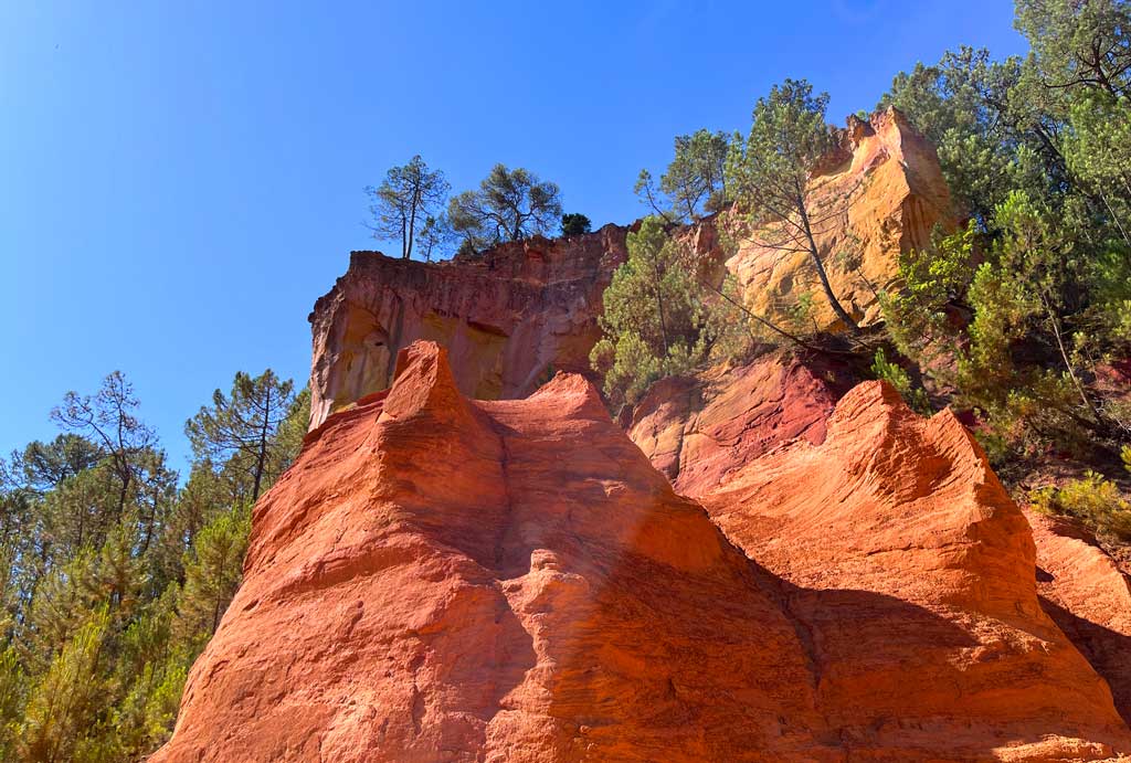 Die Ockerfelsen von Roussillon 