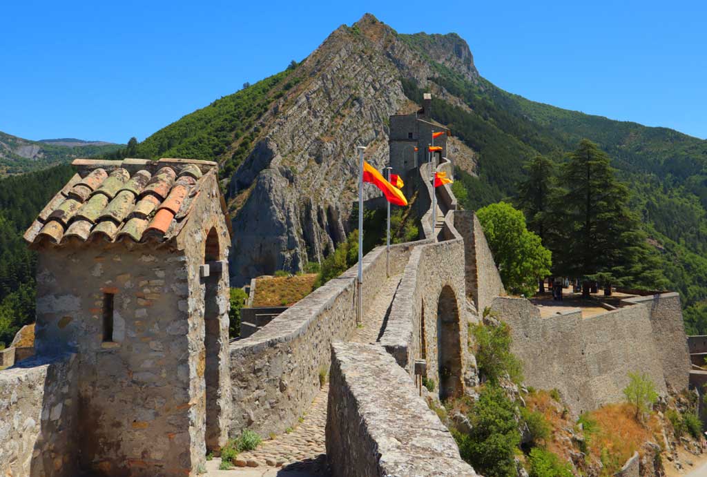 Wehrgang auf der »Citadelle de Sisteron«